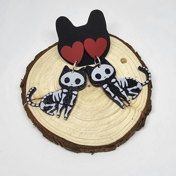 NEW Handmade Black Skeleton Cat Dangle Earrings Halloween Red Heart Spooky Studs - Picture 2 of 4